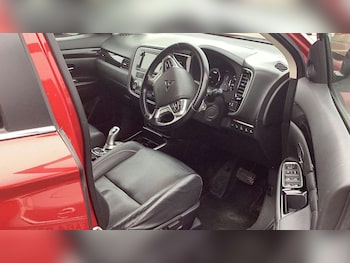 Used Mitsubishi Outlander 2016 for sale - 78216352: Photo