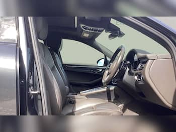 Used Porsche Macan 2018 for sale - 79745639: Photo