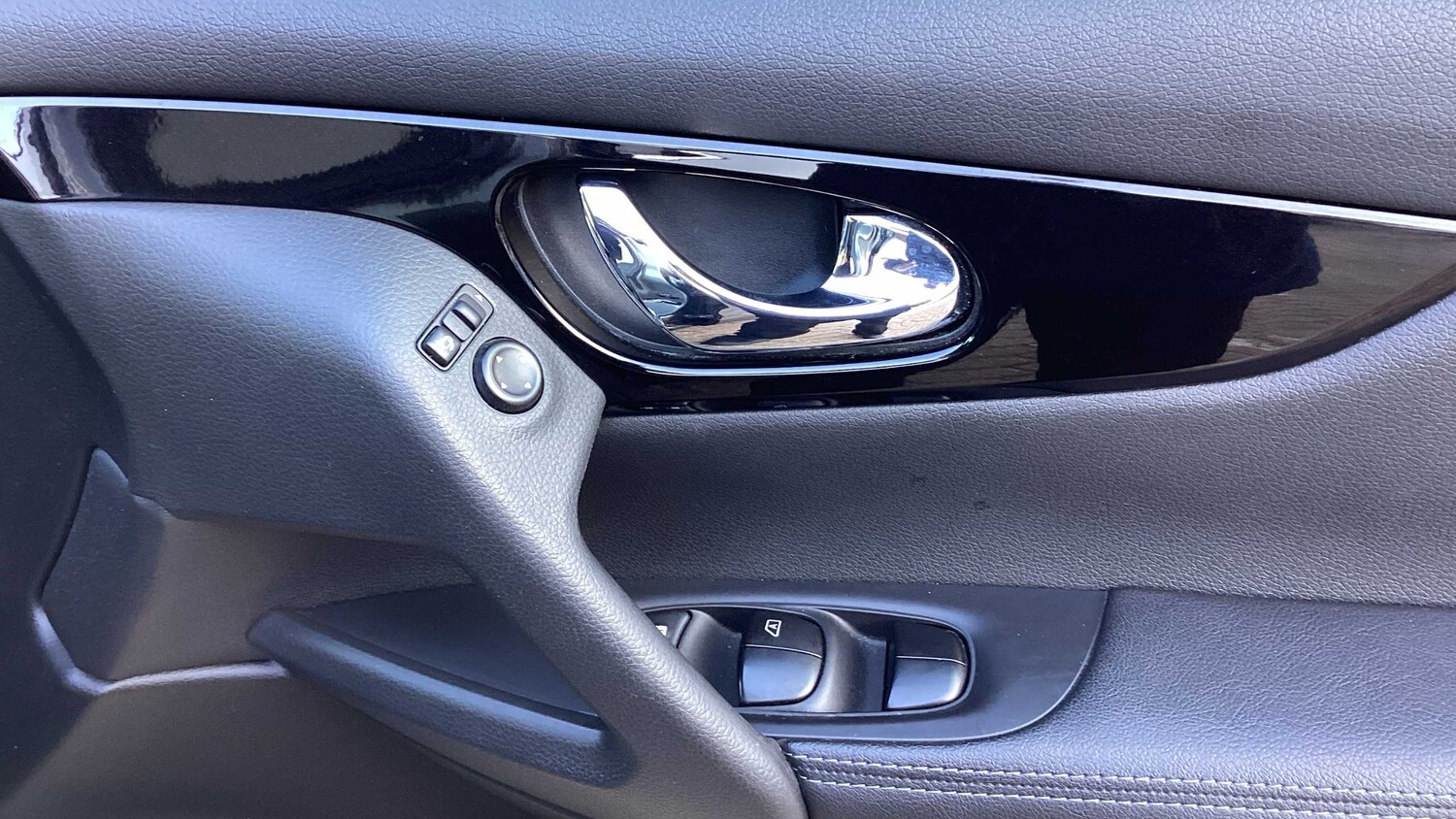 Used Nissan Qashqai for sale - 77860024: Photo 21