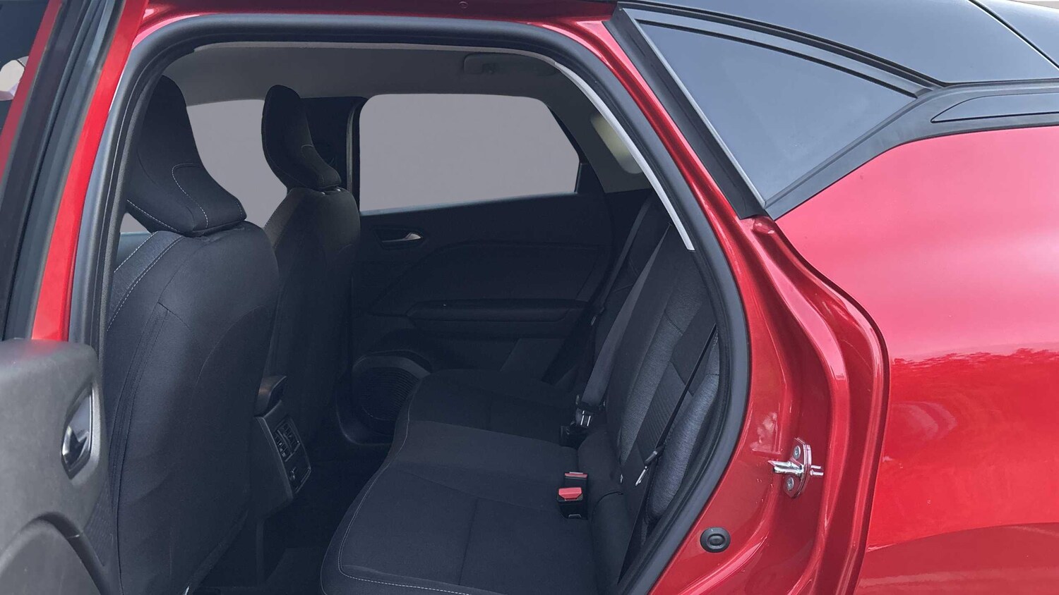 Used Renault Captur for sale - 77859780: Photo 10