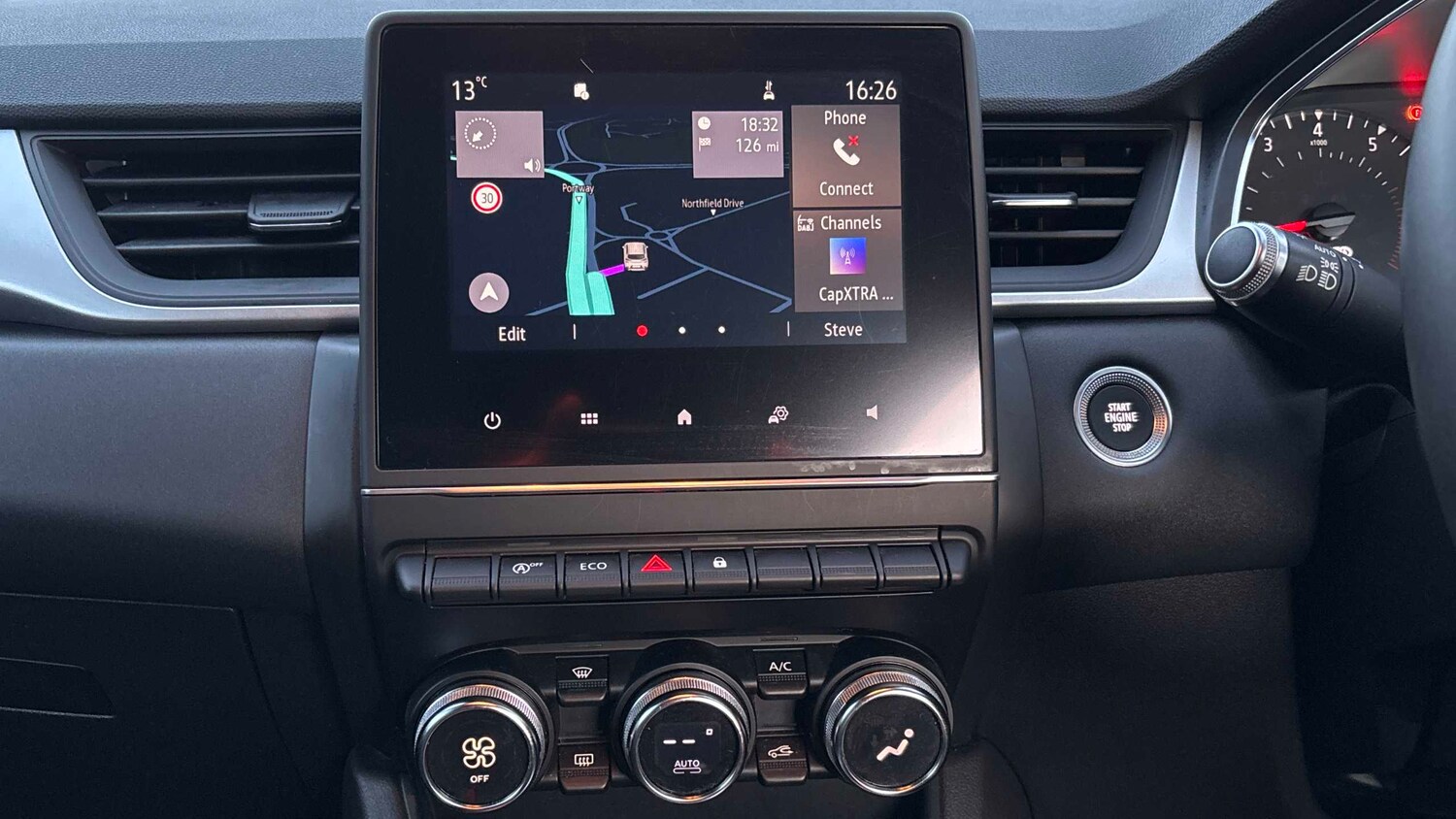 Used Renault Captur for sale - 77859780: Photo 12