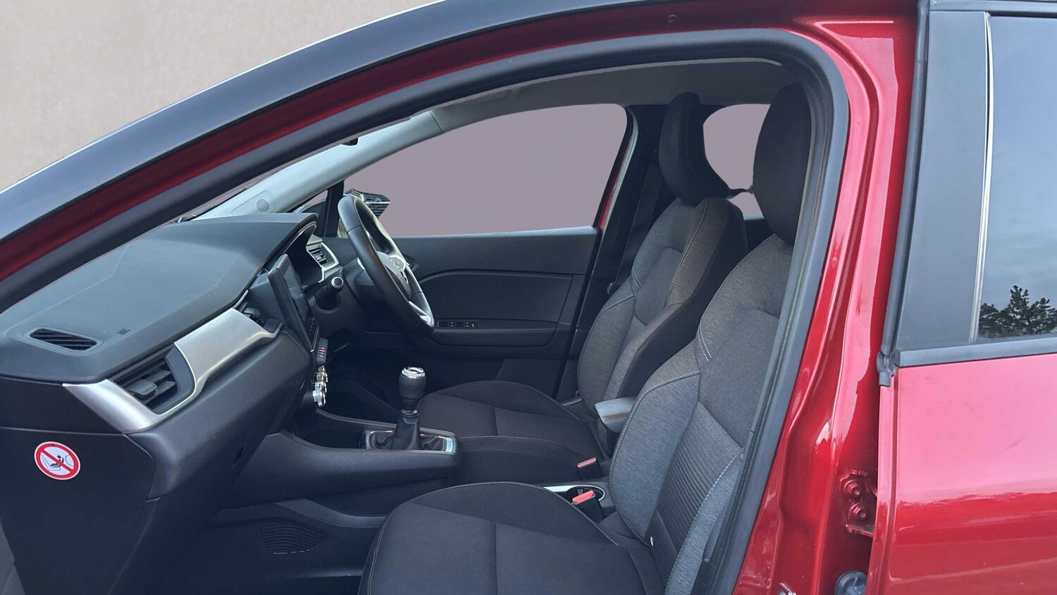 Used Renault Captur for sale - 77859780: Photo 9