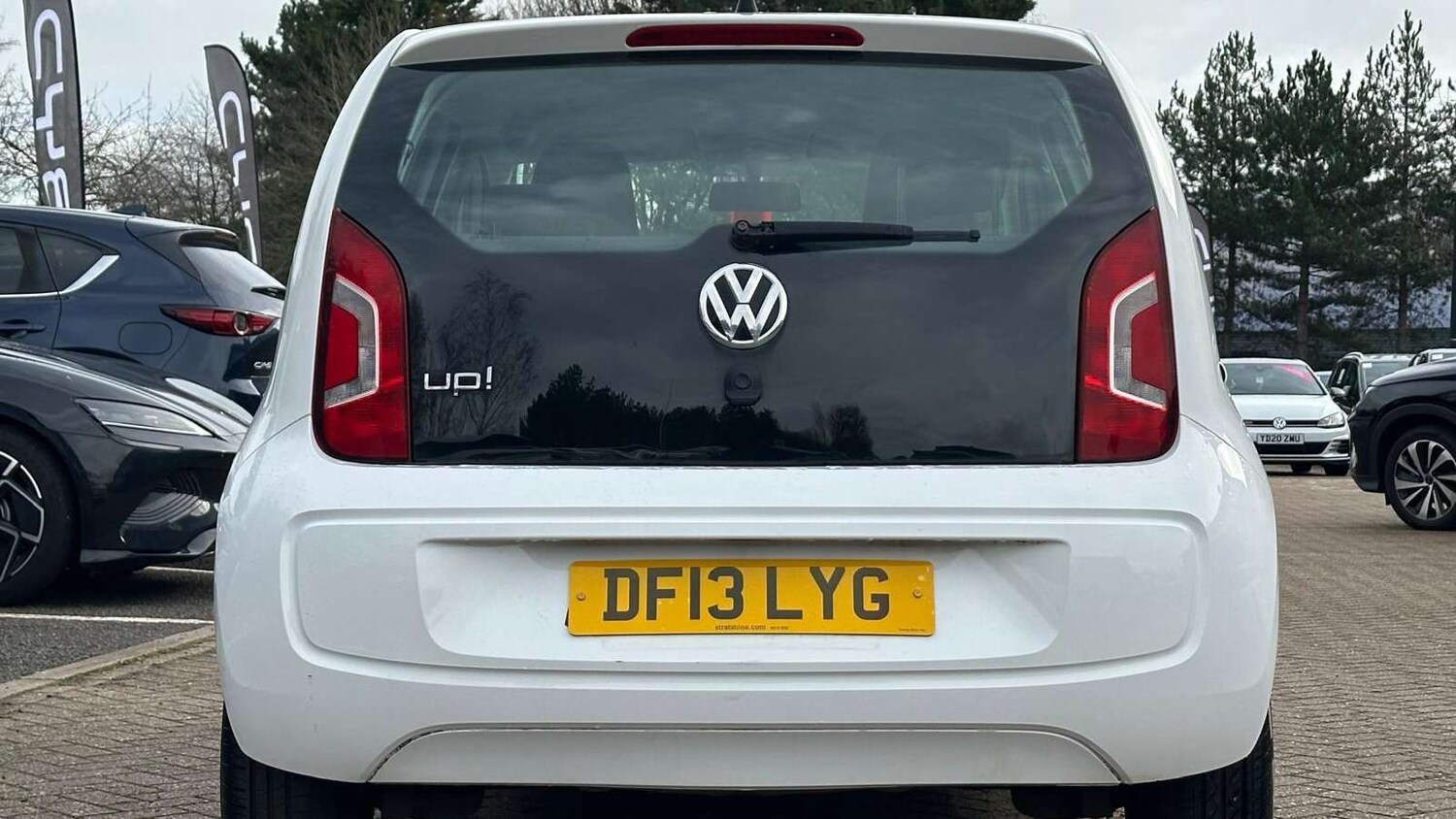 Used Volkswagen up! 2013 for sale - 77858169: Photo 6