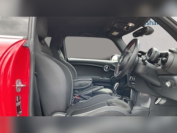 Used MINI Hatch 2019 for sale - 79065192: Photo