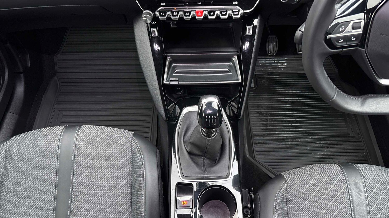 Used Peugeot 2008 2024 for sale - 77857725: Photo 14