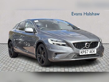 Used Volvo V40 2017 for sale - 79568021: Photo