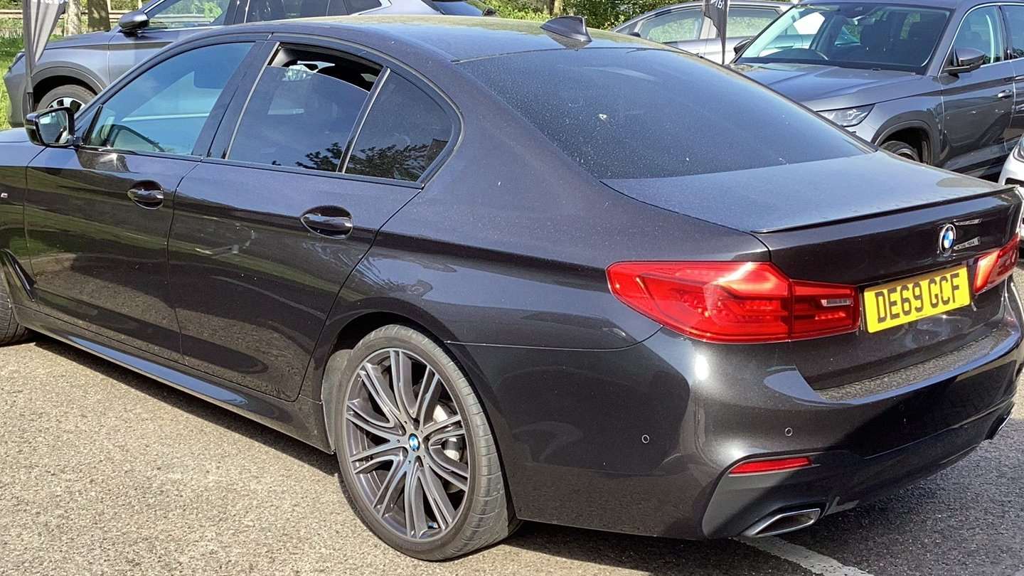 Used BMW 5 Series 2019 for sale - 78216440: Photo 2