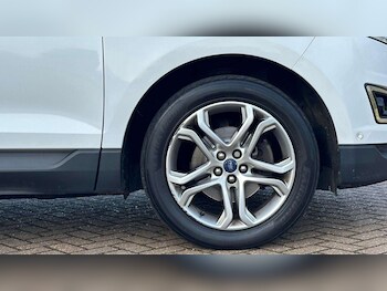 Used Ford Edge 2017 for sale - 78419936: Photo