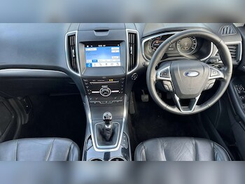 Used Ford Edge 2017 for sale - 78419936: Photo