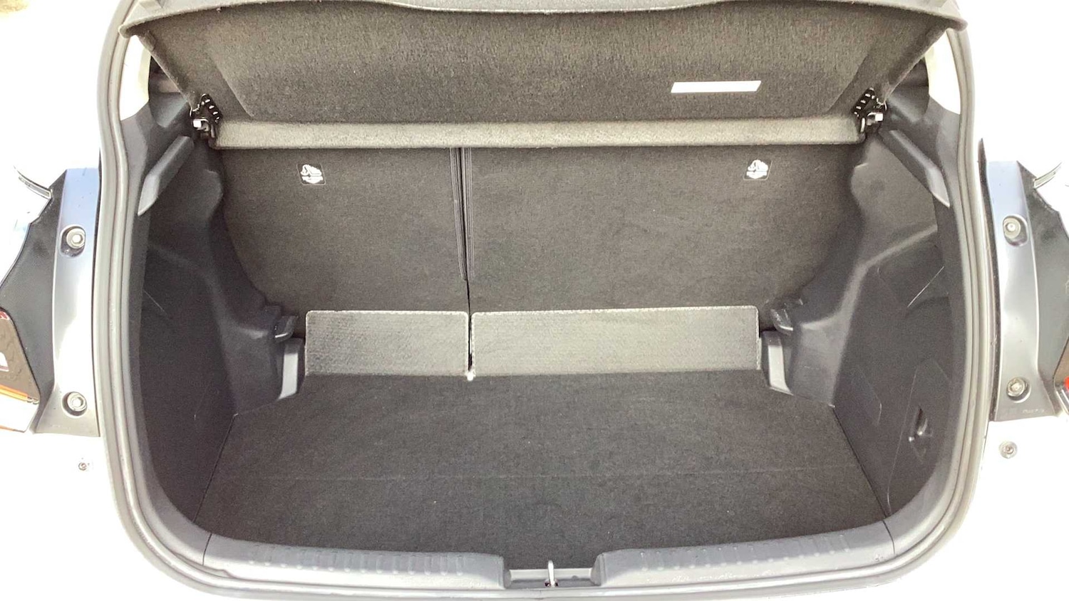 Used Toyota Yaris 2022 for sale - 78024433: Photo 11