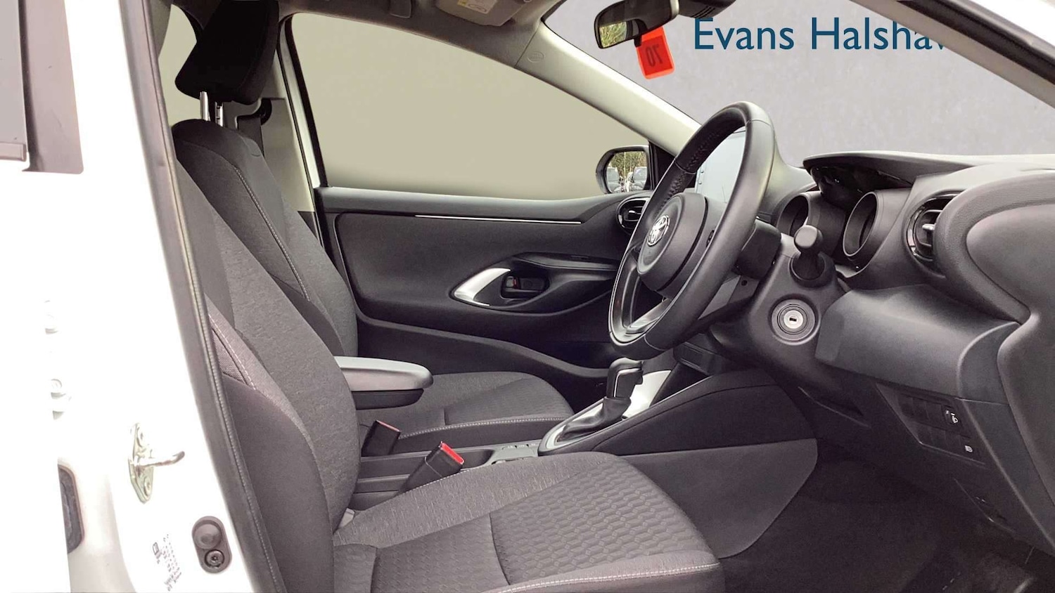 Used Toyota Yaris 2022 for sale - 78024433: Photo 3