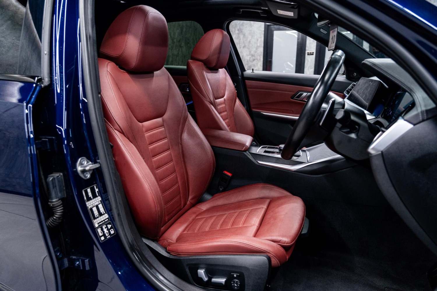 Used BMW 3 Series for sale - 77705620: Photo 2