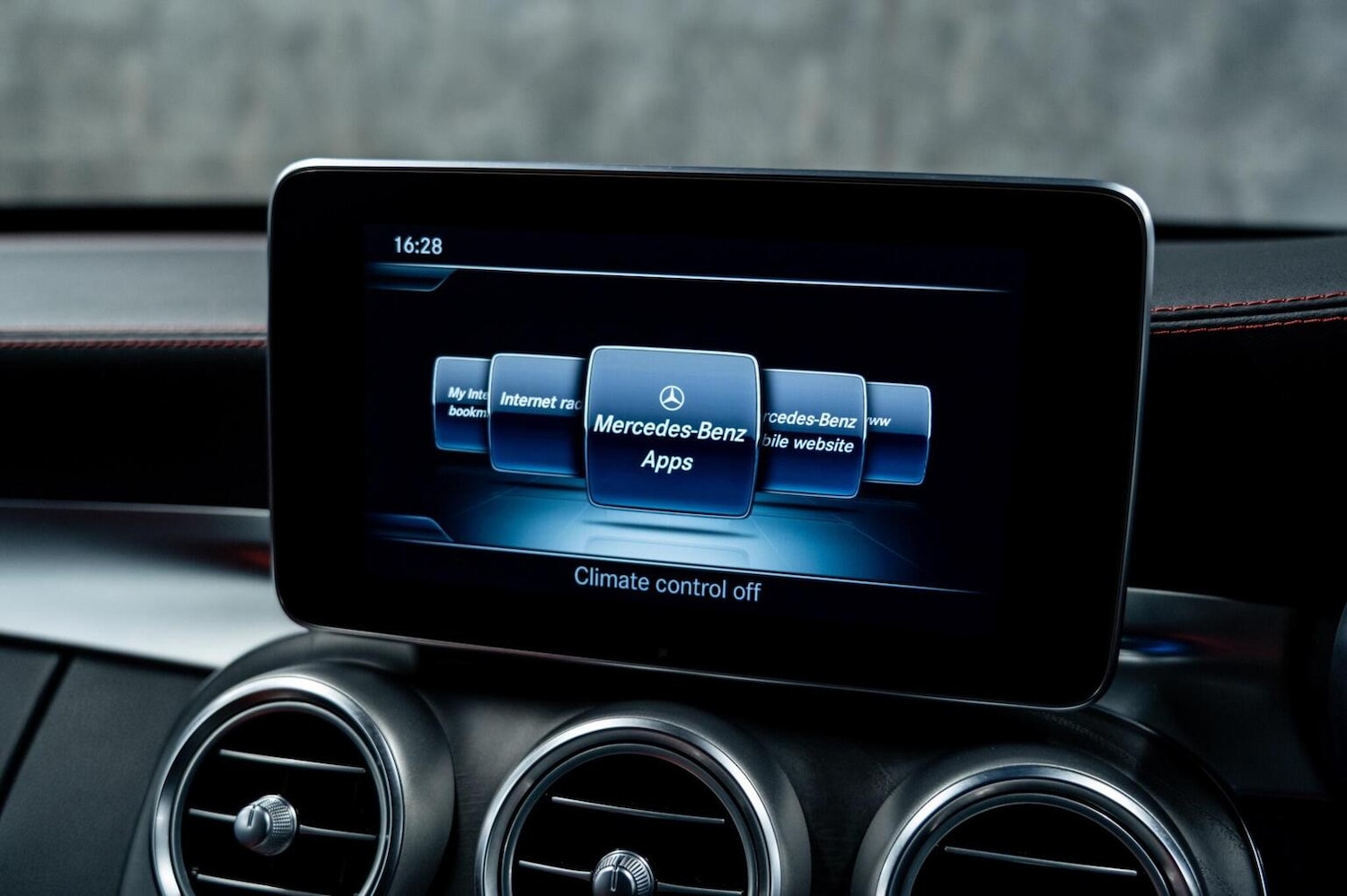 Used Mercedes-Benz C Class 2017 for sale - 77522098: Photo 42