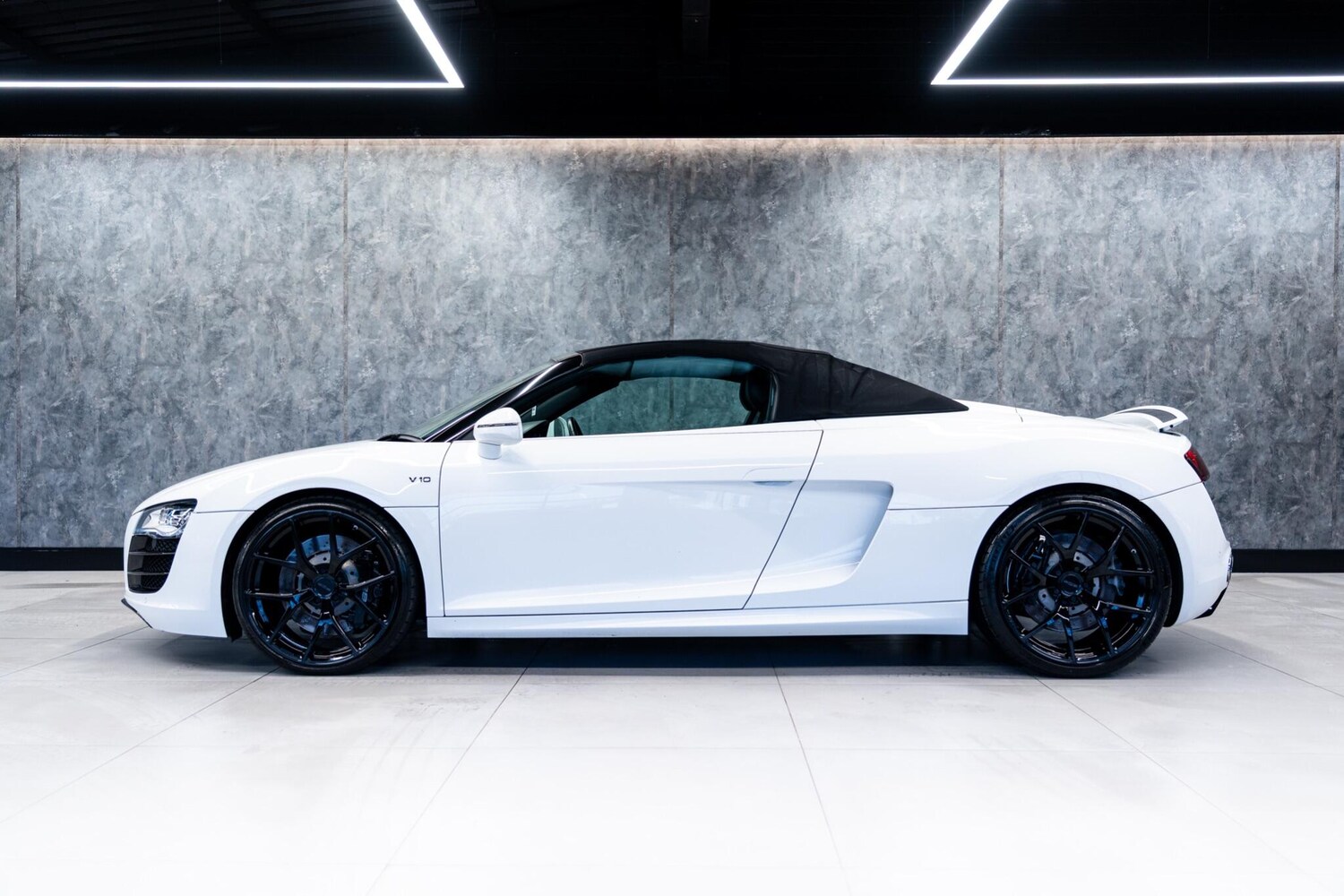 Used Audi R8 for sale - 77957942: Photo 10