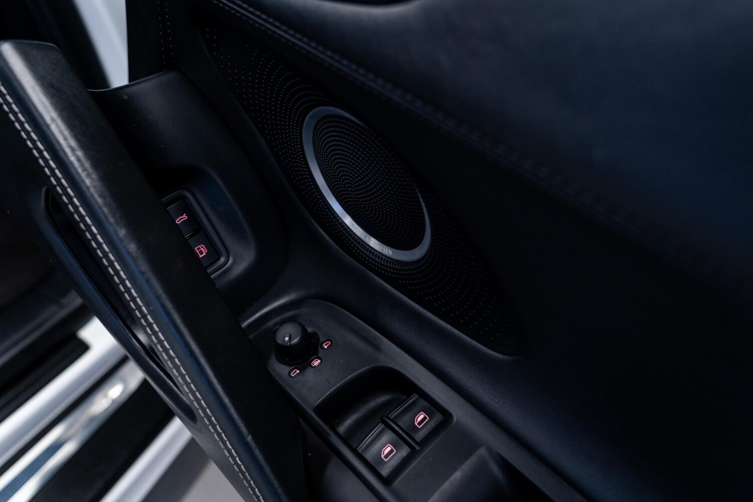 Used Audi R8 for sale - 77957942: Photo 36