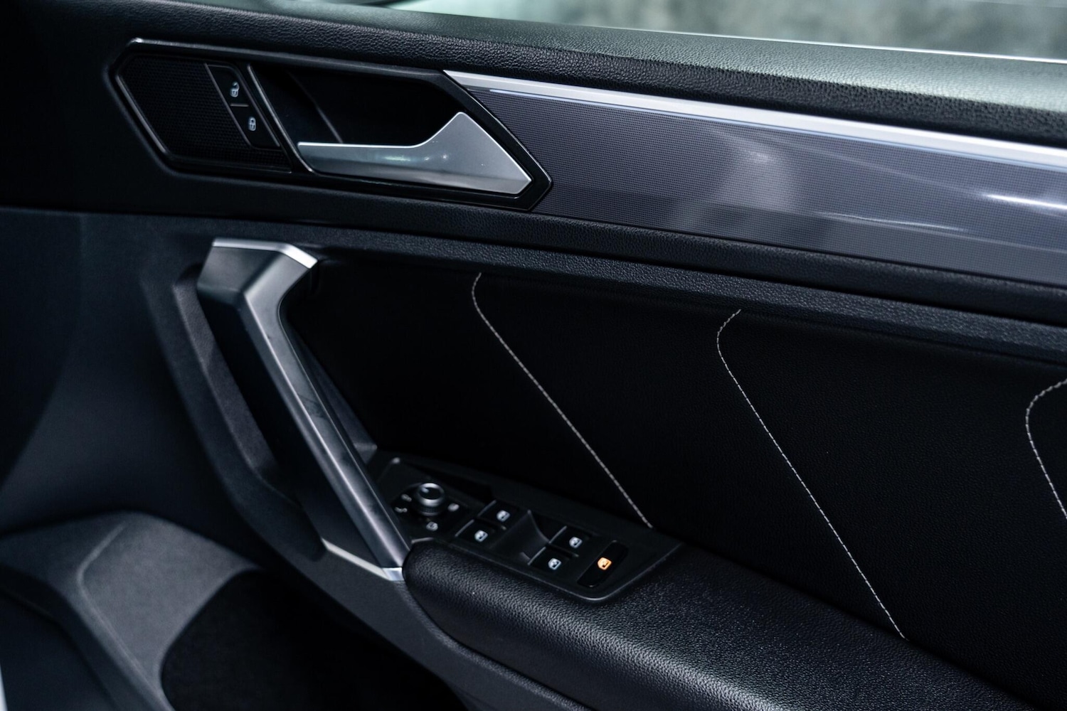 Used Volkswagen Tiguan 2017 for sale - 77671051: Photo 39