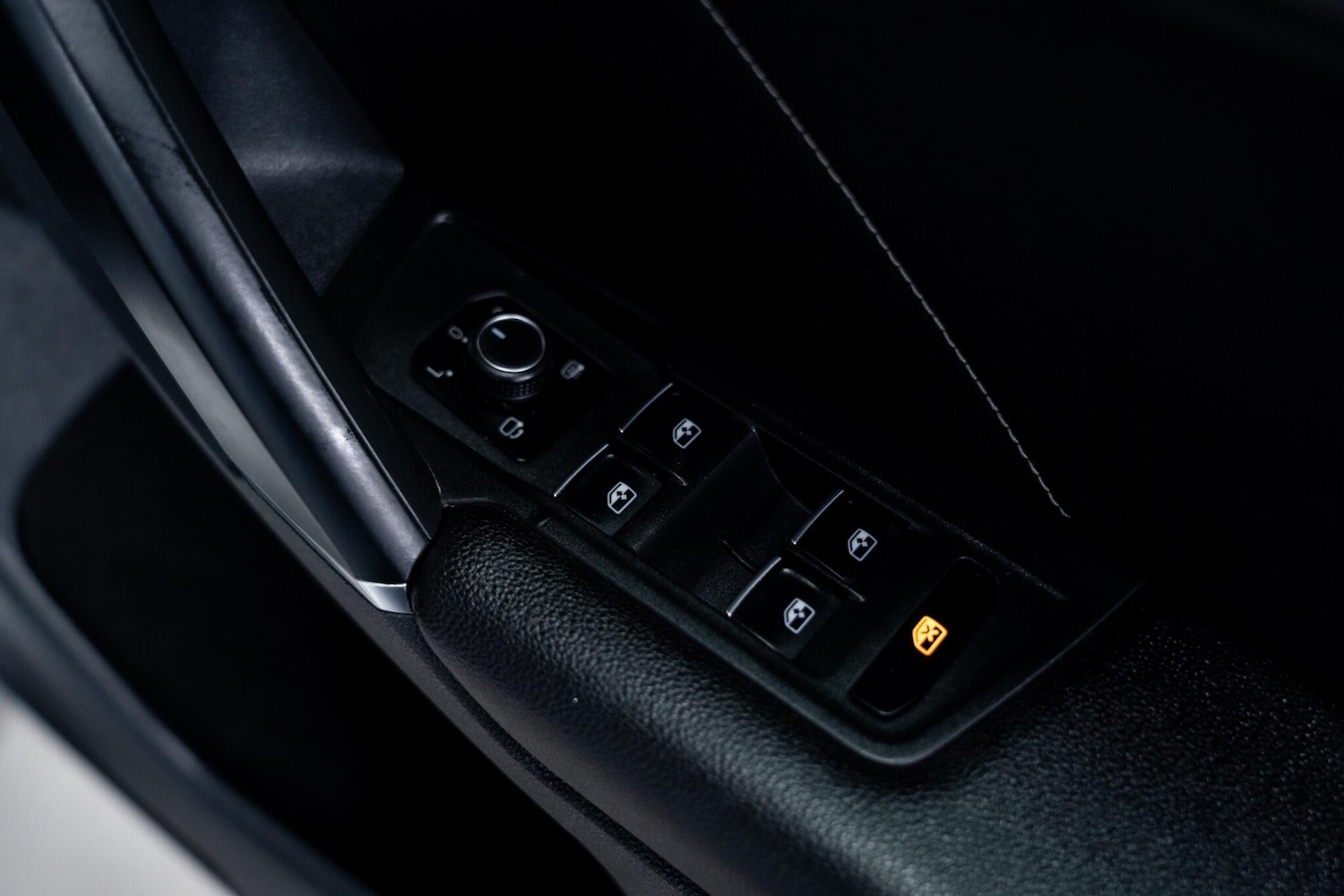 Used Volkswagen Tiguan 2017 for sale - 77671051: Photo 40