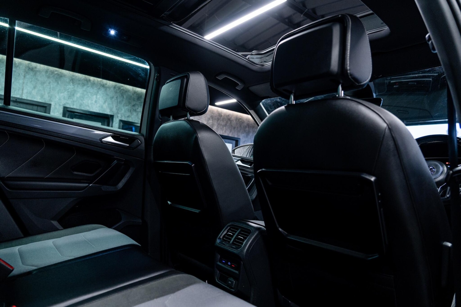 Used Volkswagen Tiguan 2017 for sale - 77671051: Photo 46