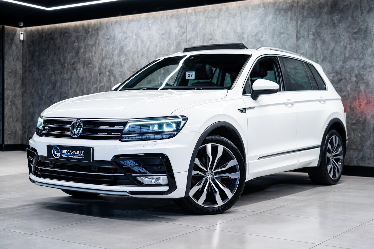 Used Volkswagen Tiguan 2017 for sale - 77671051: Photo 5