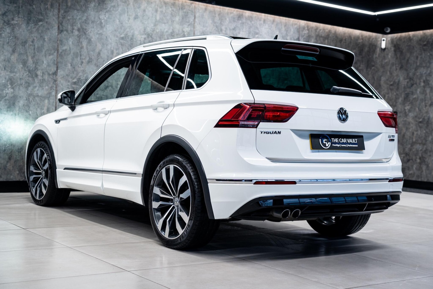 Used Volkswagen Tiguan 2017 for sale - 77671051: Photo 6