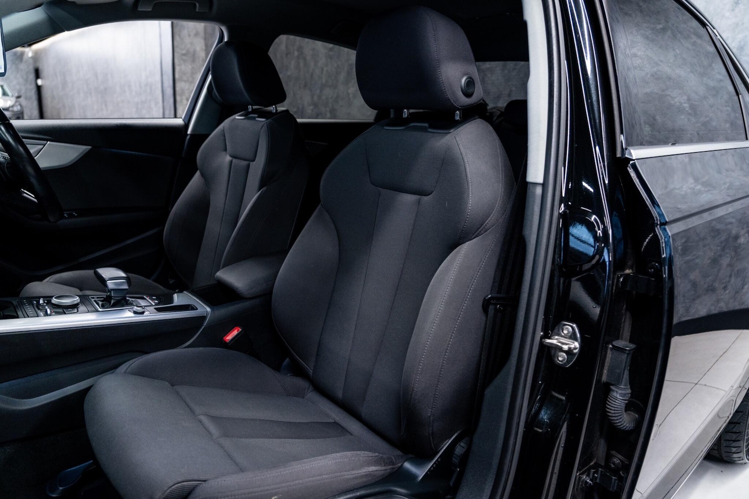 Used Audi A4 for sale - 78219936: Photo 37