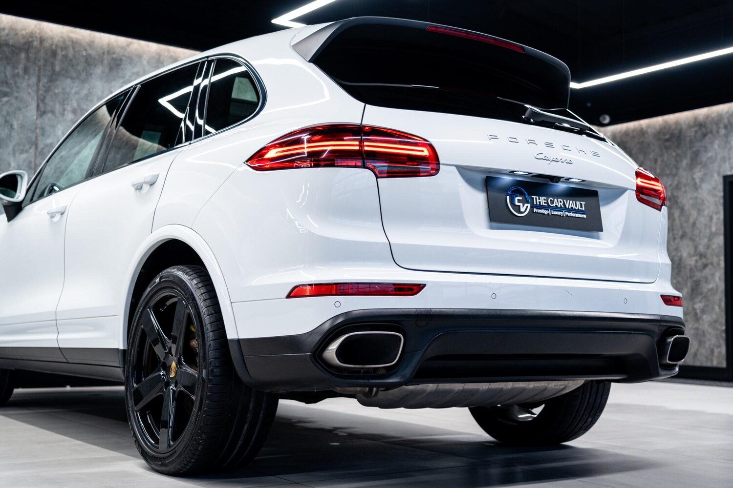 Used Porsche Cayenne 2016 for sale - 77611704: Photo 11
