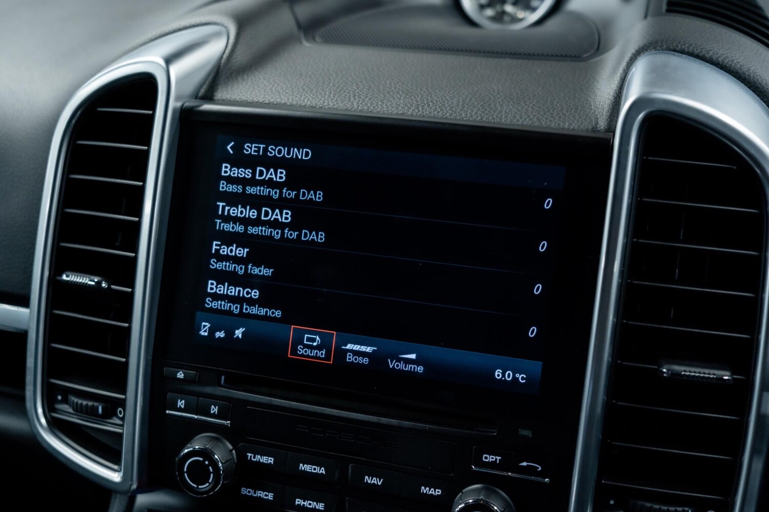 Used Porsche Cayenne 2016 for sale - 77611704: Photo 28