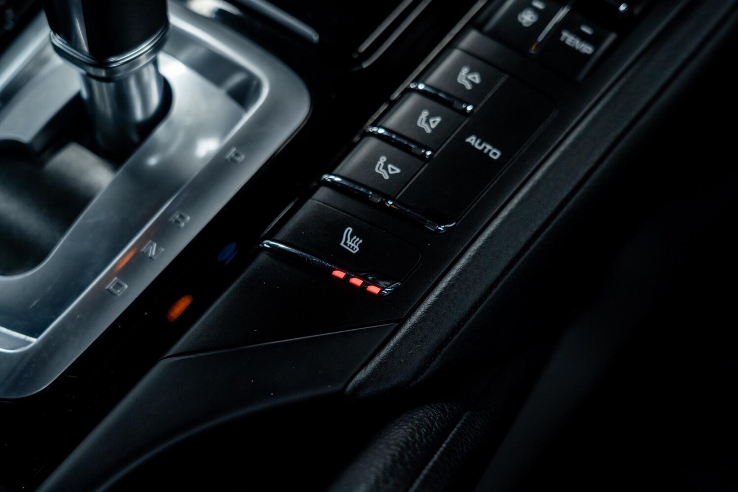 Used Porsche Cayenne 2016 for sale - 77611704: Photo 33