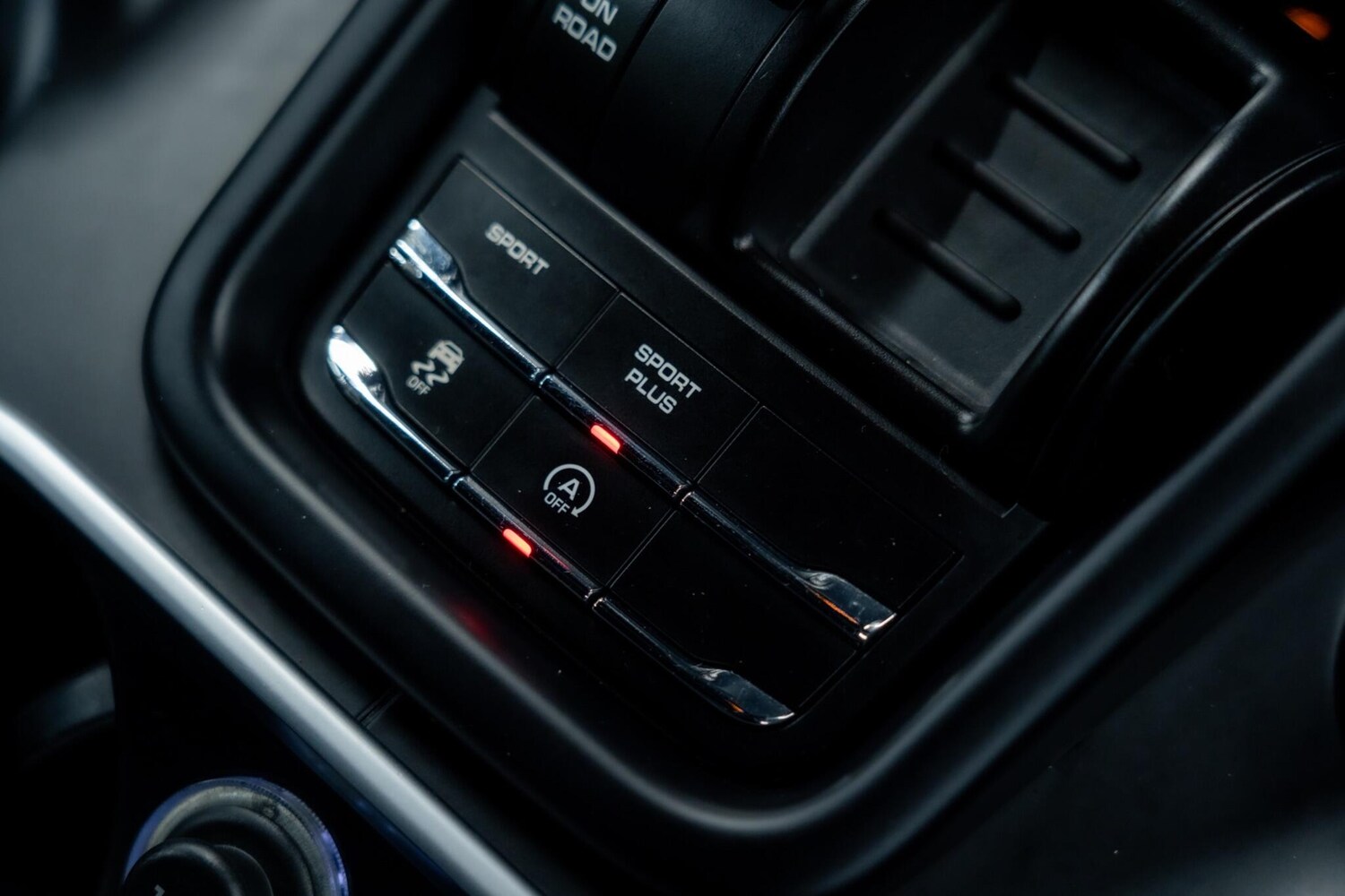 Used Porsche Cayenne 2016 for sale - 77611704: Photo 34