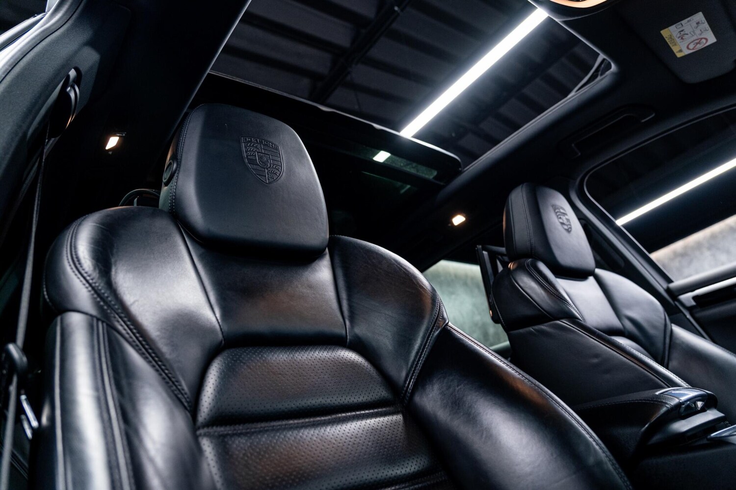 Used Porsche Cayenne 2016 for sale - 77611704: Photo 40