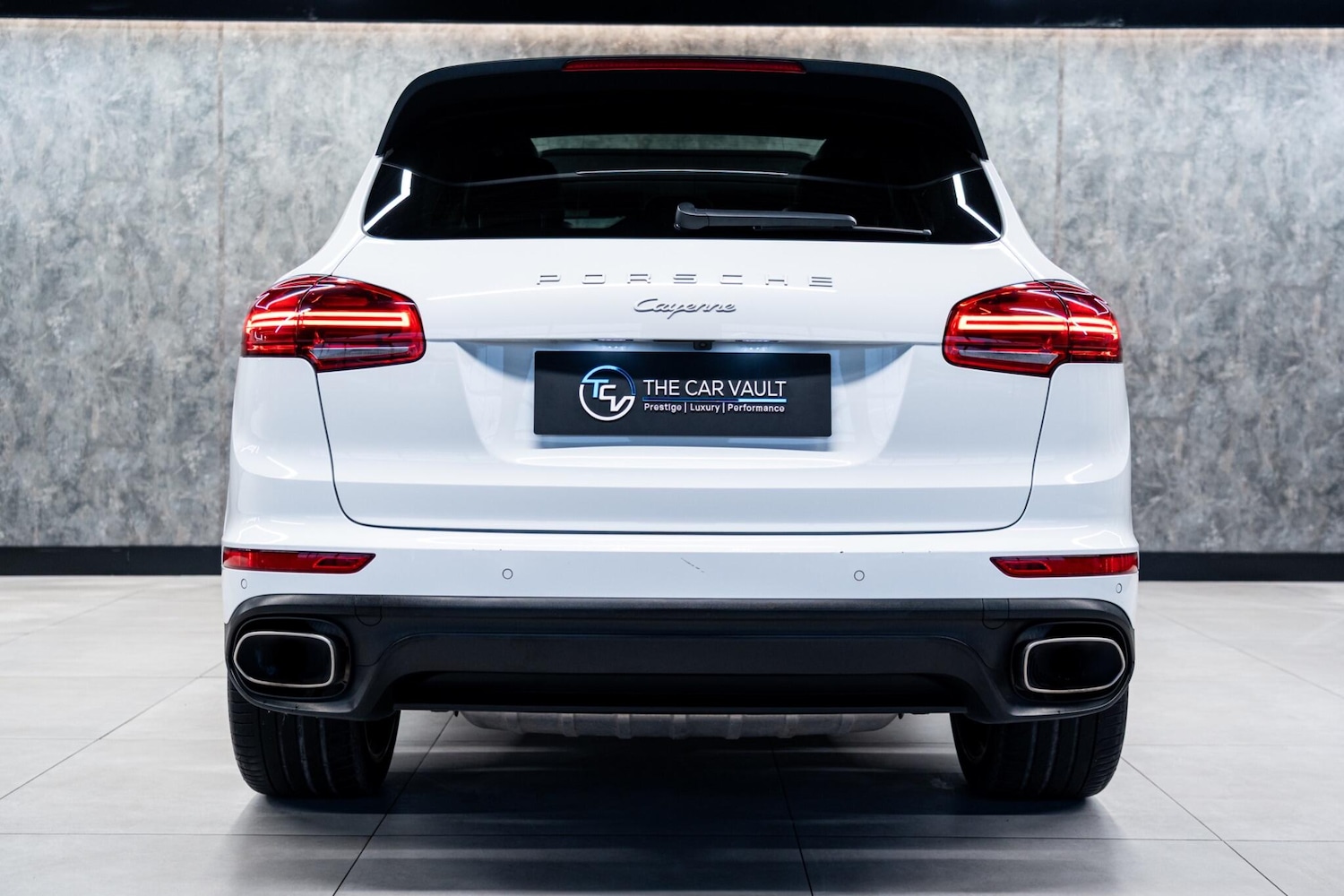 Used Porsche Cayenne 2016 for sale - 77611704: Photo 7