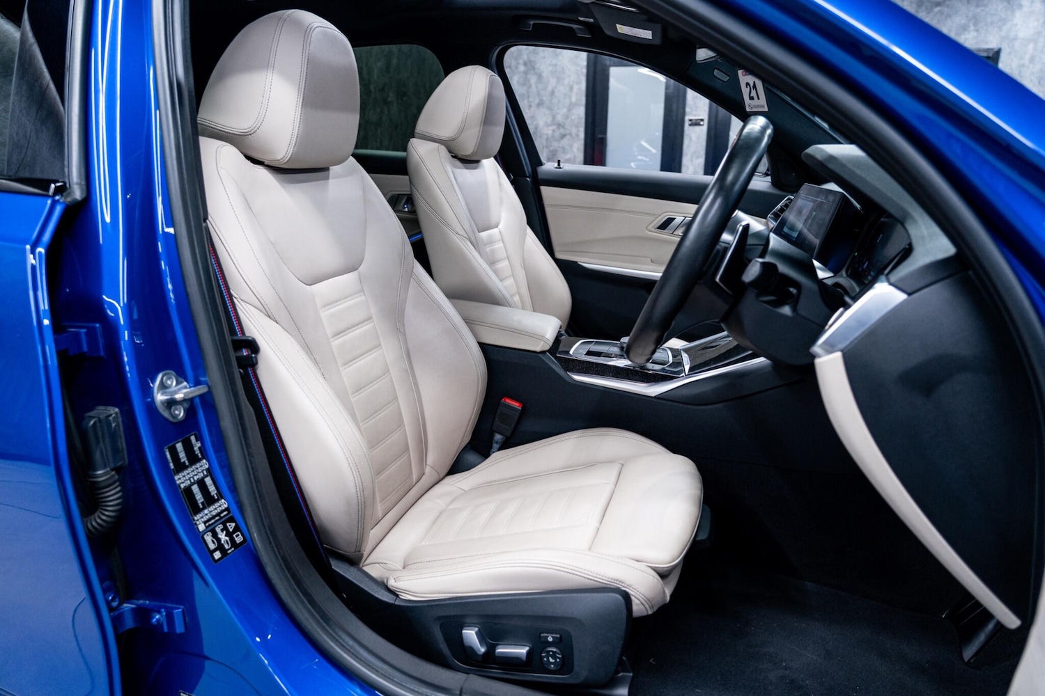 Used BMW 3 Series for sale - 77633526: Photo 2