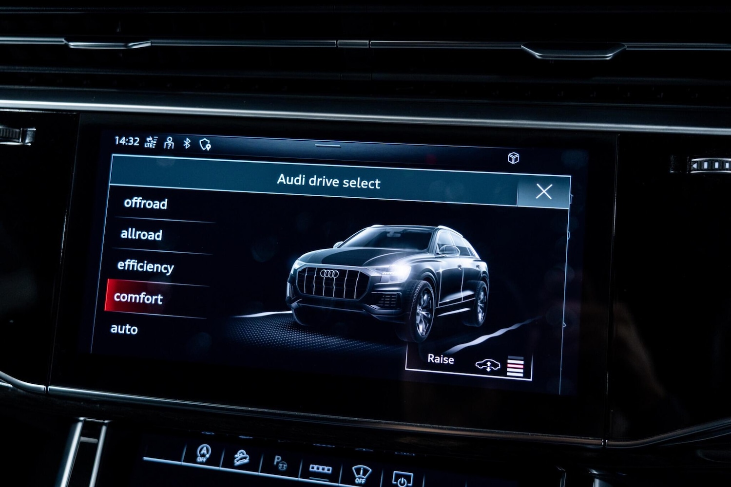 Used Audi Q8 2022 for sale - 77940453: Photo 21