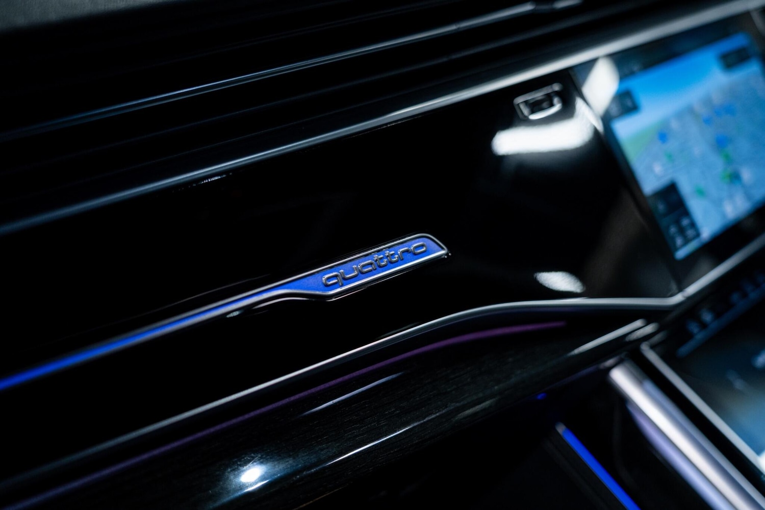 Used Audi Q8 2022 for sale - 77940453: Photo 41