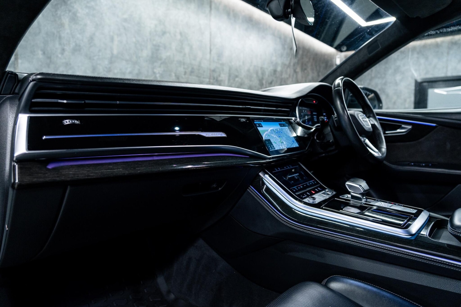 Used Audi Q8 2022 for sale - 77940453: Photo 46