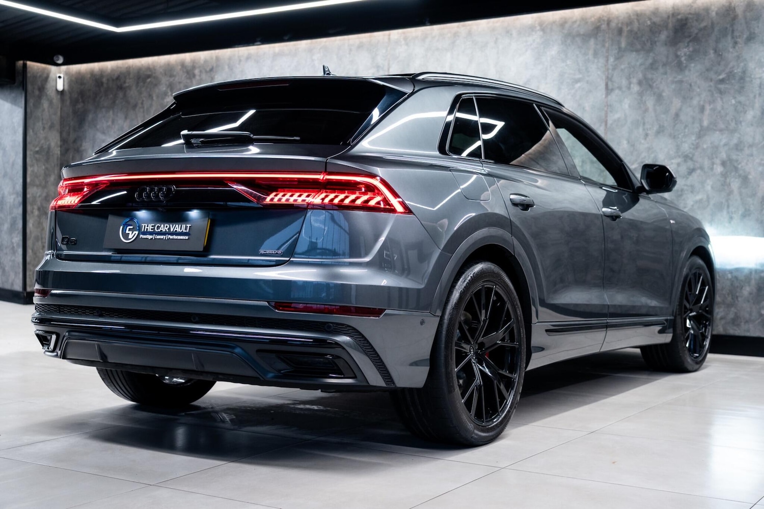 Used Audi Q8 2022 for sale - 77940453: Photo 8