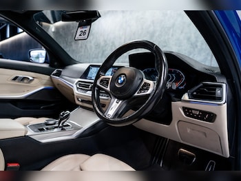 Used BMW 3 Series 2019 for sale - 79553418: Photo