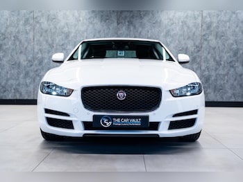 Used Jaguar XE 2017 for sale - 78516318: Photo