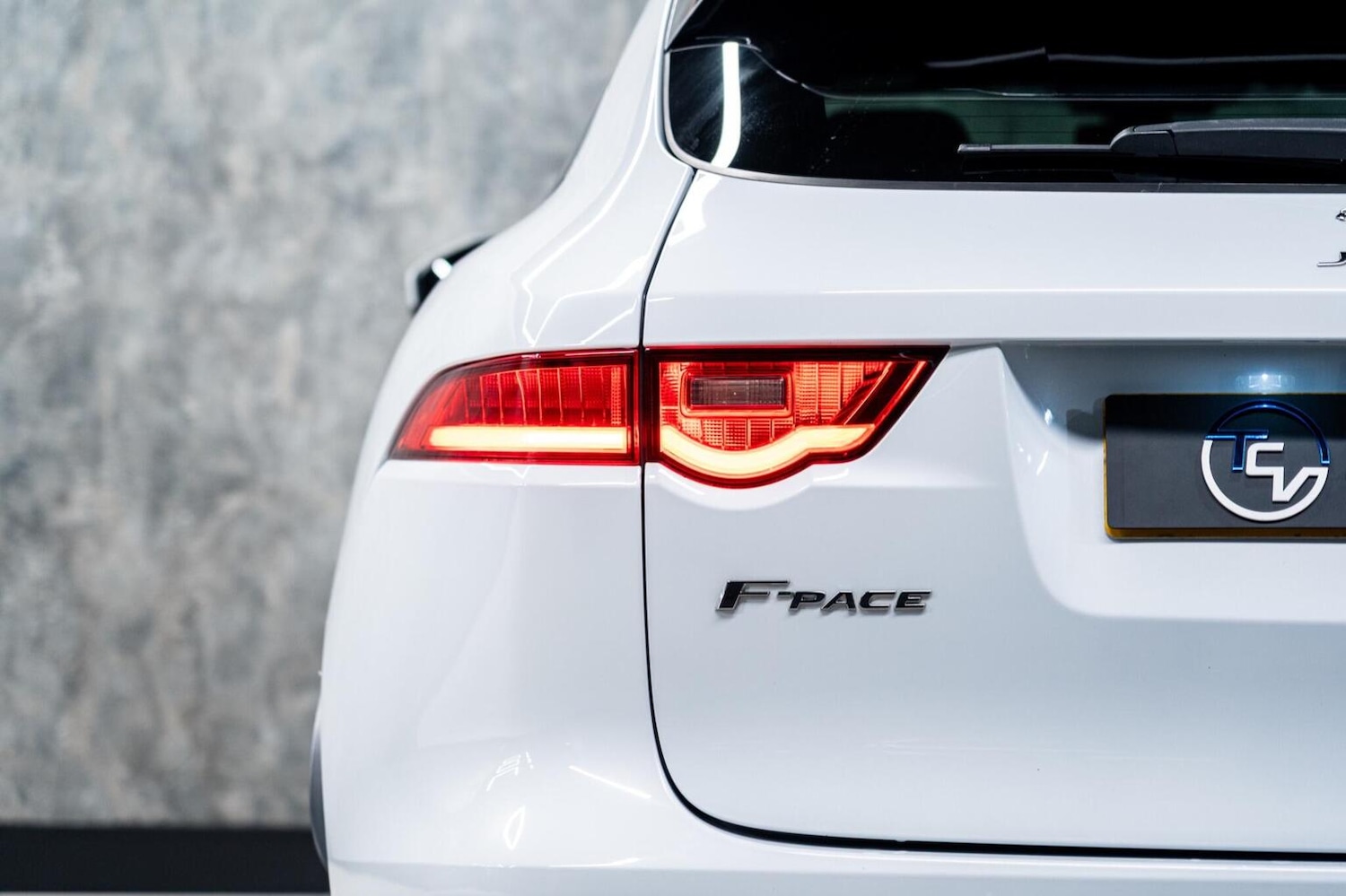 Used Jaguar F-Pace 2019 for sale - 77522082: Photo 11