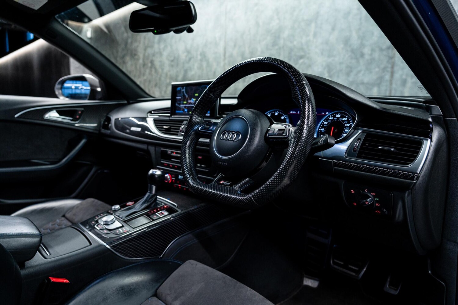 Used Audi RS6 2016 for sale - 77682983: Photo 15