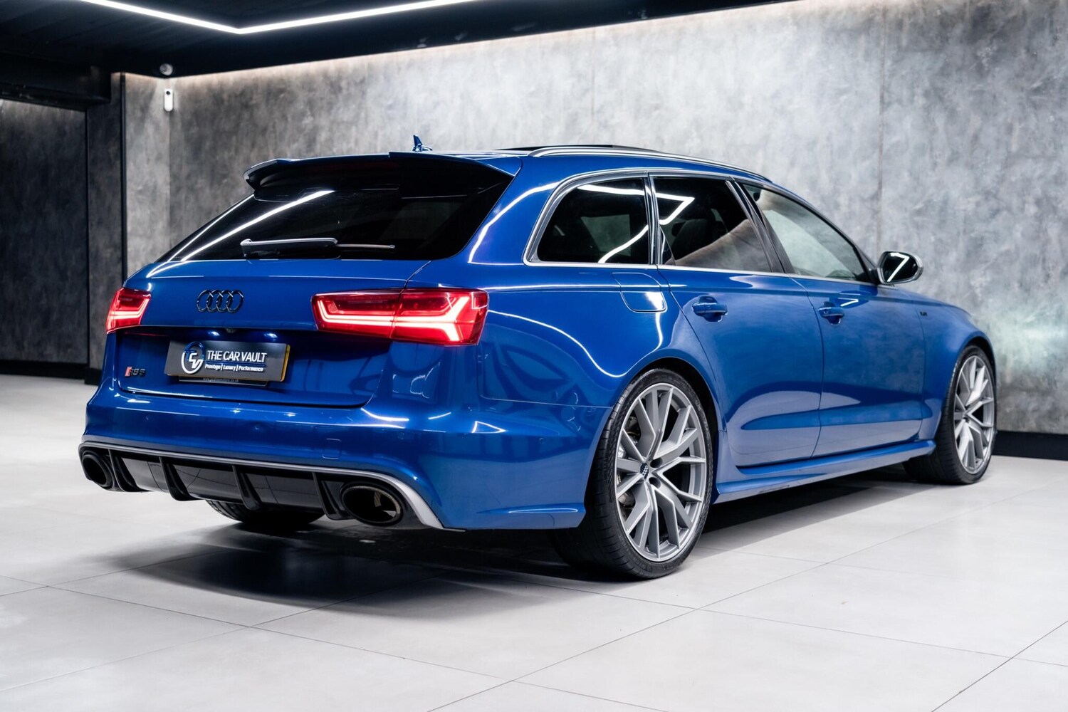 Used Audi RS6 2016 for sale - 77682983: Photo 8