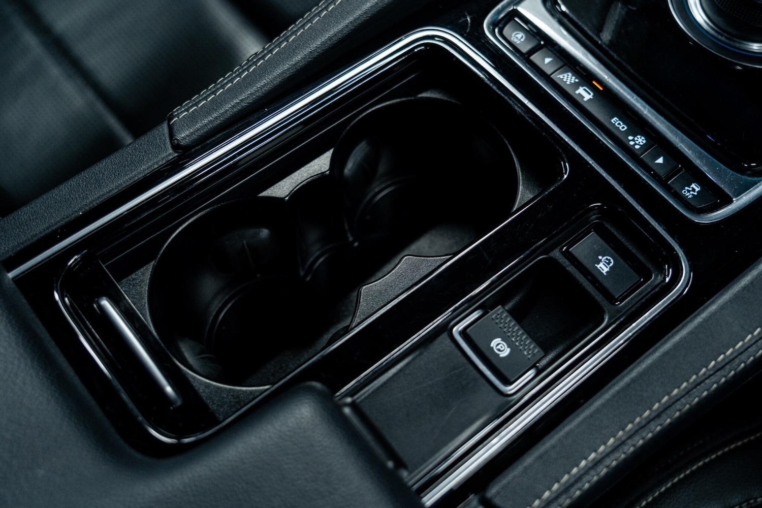 Used Jaguar F-Pace 2019 for sale - 77559472: Photo 40