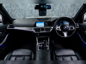 Used BMW 3 Series 2021 for sale - 78516943: Photo