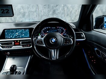 Used BMW 3 Series 2020 for sale - 77684005: Photo