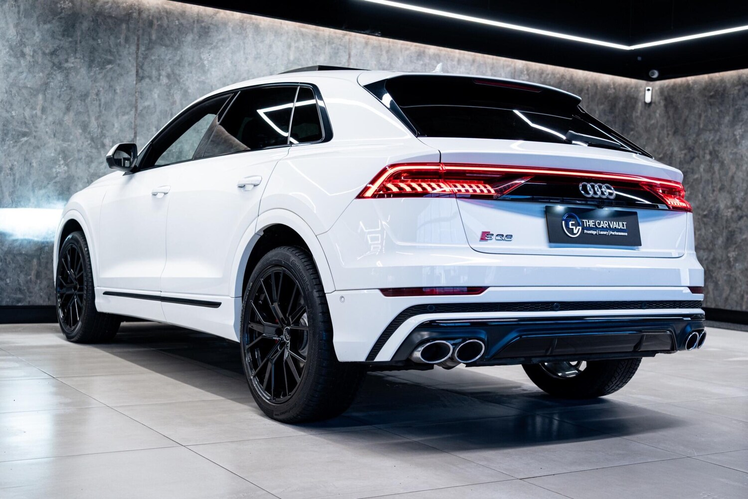 Used Audi Q8 for sale - 77993683: Photo 3