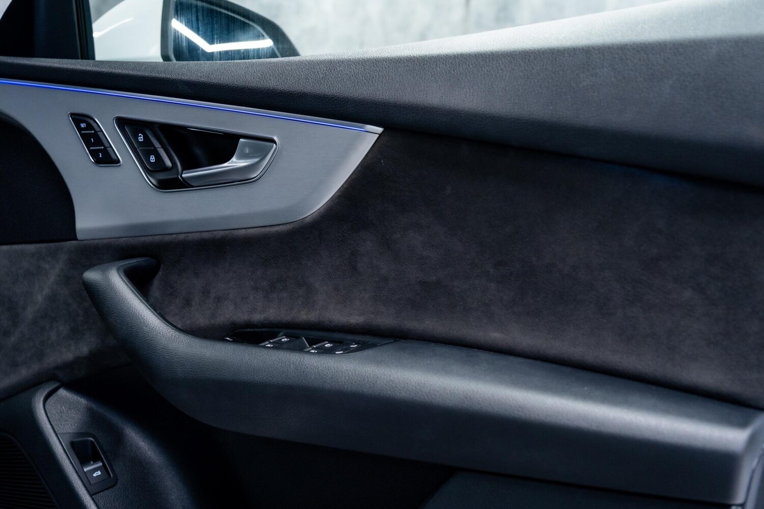 Used Audi Q8 for sale - 77993683: Photo 45