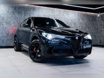 Used Alfa Romeo Stelvio 2019 for sale - 78695437: Photo