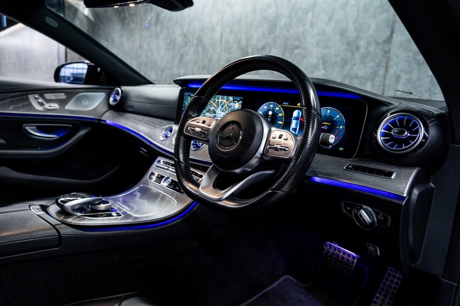 Used Mercedes-Benz CLS 2018 for sale - 77993588: Photo 2