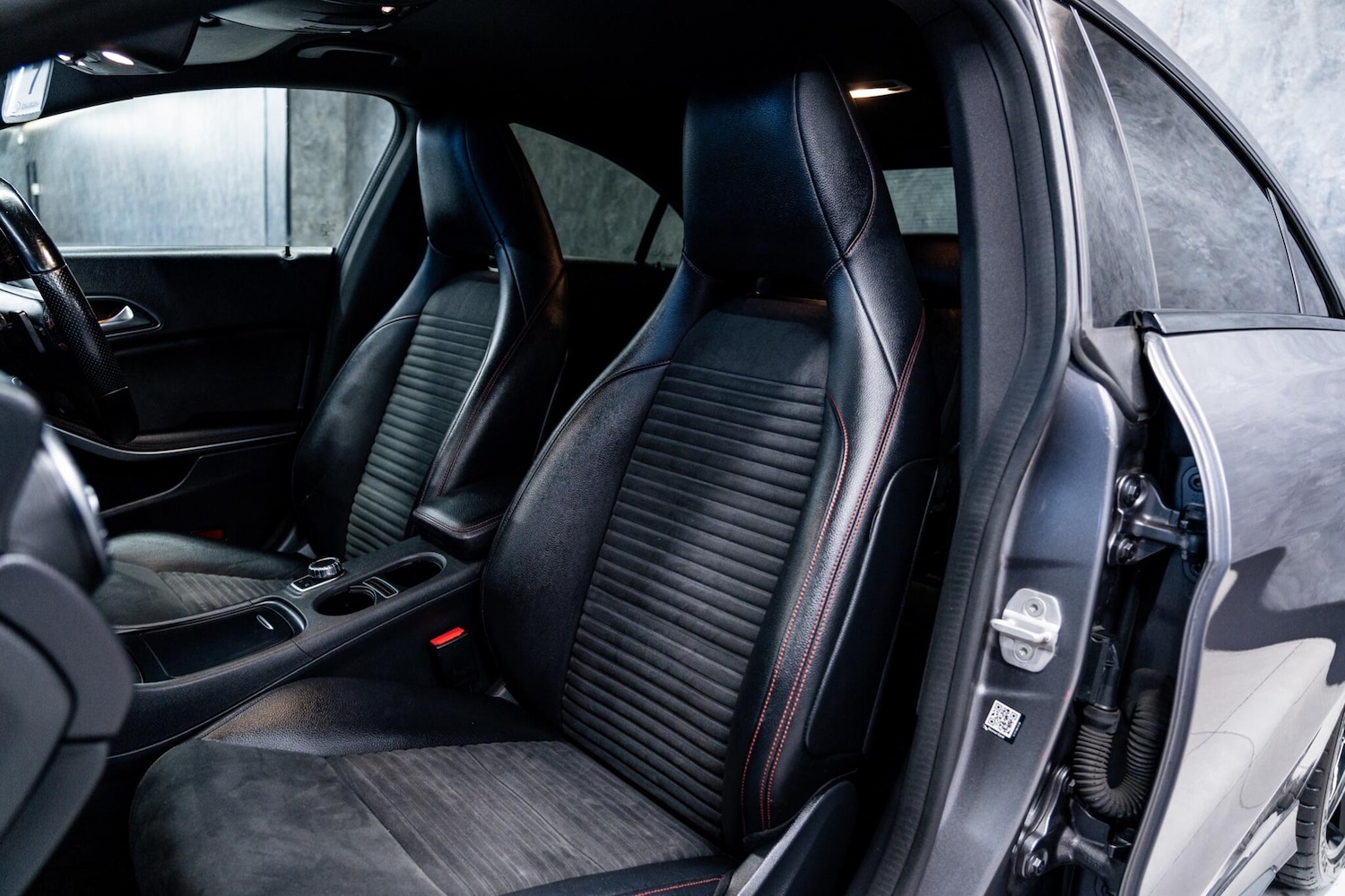 Used Mercedes-Benz CLA 2013 for sale - 77993690: Photo 35