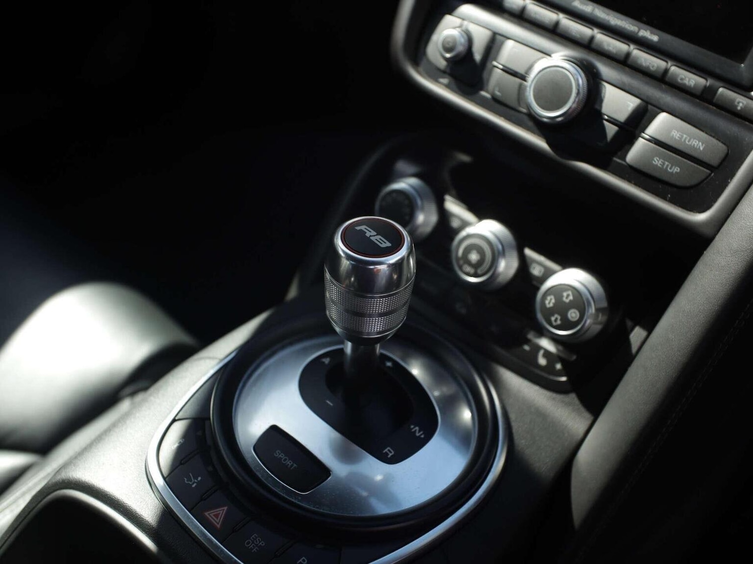 Used Audi R8 2010 for sale - 77838732: Photo 11